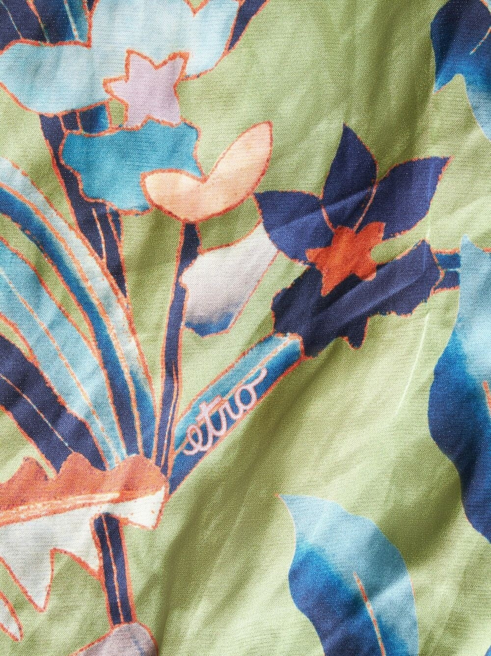 Pantallona të shkurtra Bermuda me lule Etro