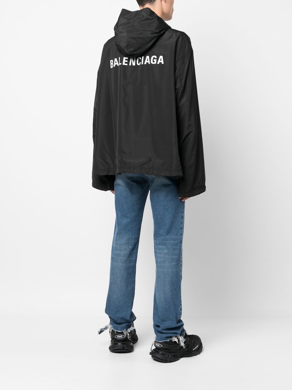 Xhaketë kundër erës me kapuç dhe printim logoje Balenciaga