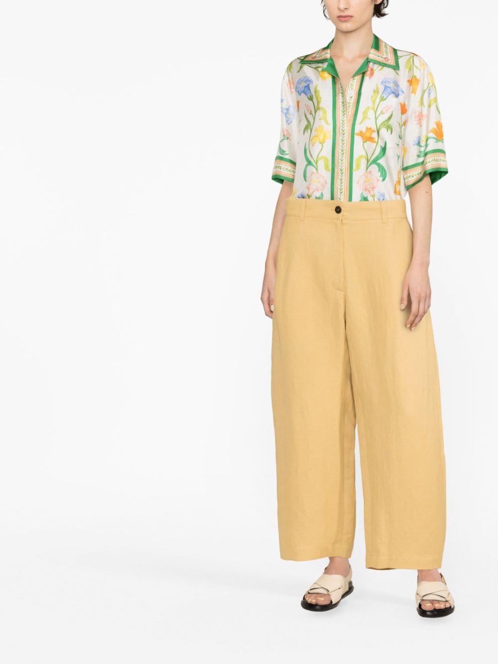 Pantallona PRE STUDIO NICHOLSON në ngjyrë bezhë