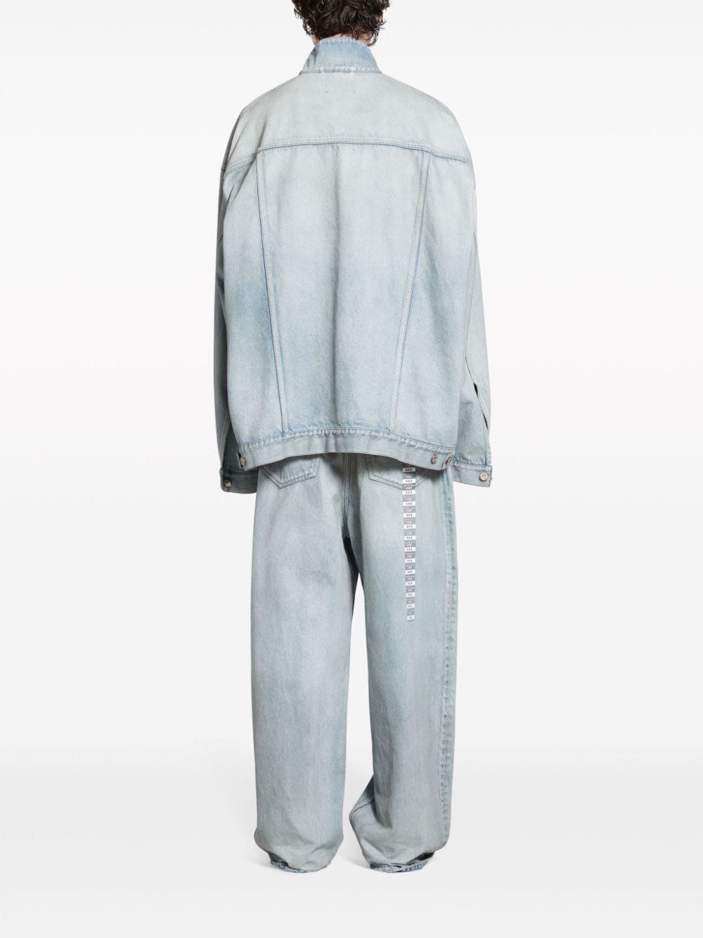 Xhaketë denim Balenciaga me xhepa me kapak dhe sup të ulur