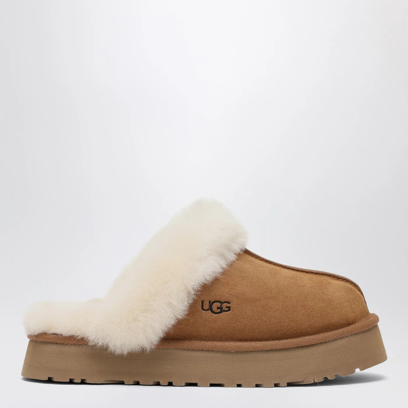 UGG Disquette slippers in chestnut