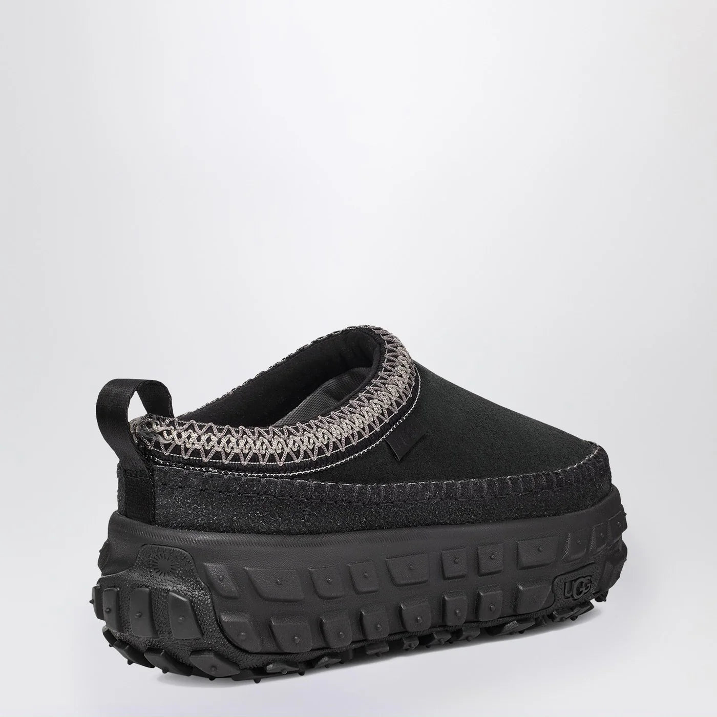 UGG Venture Daze black suede