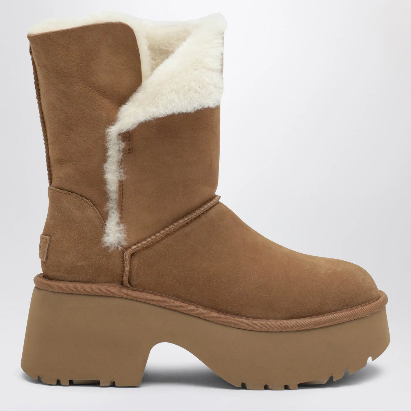 UGG Chestnut Classic Esmee boots