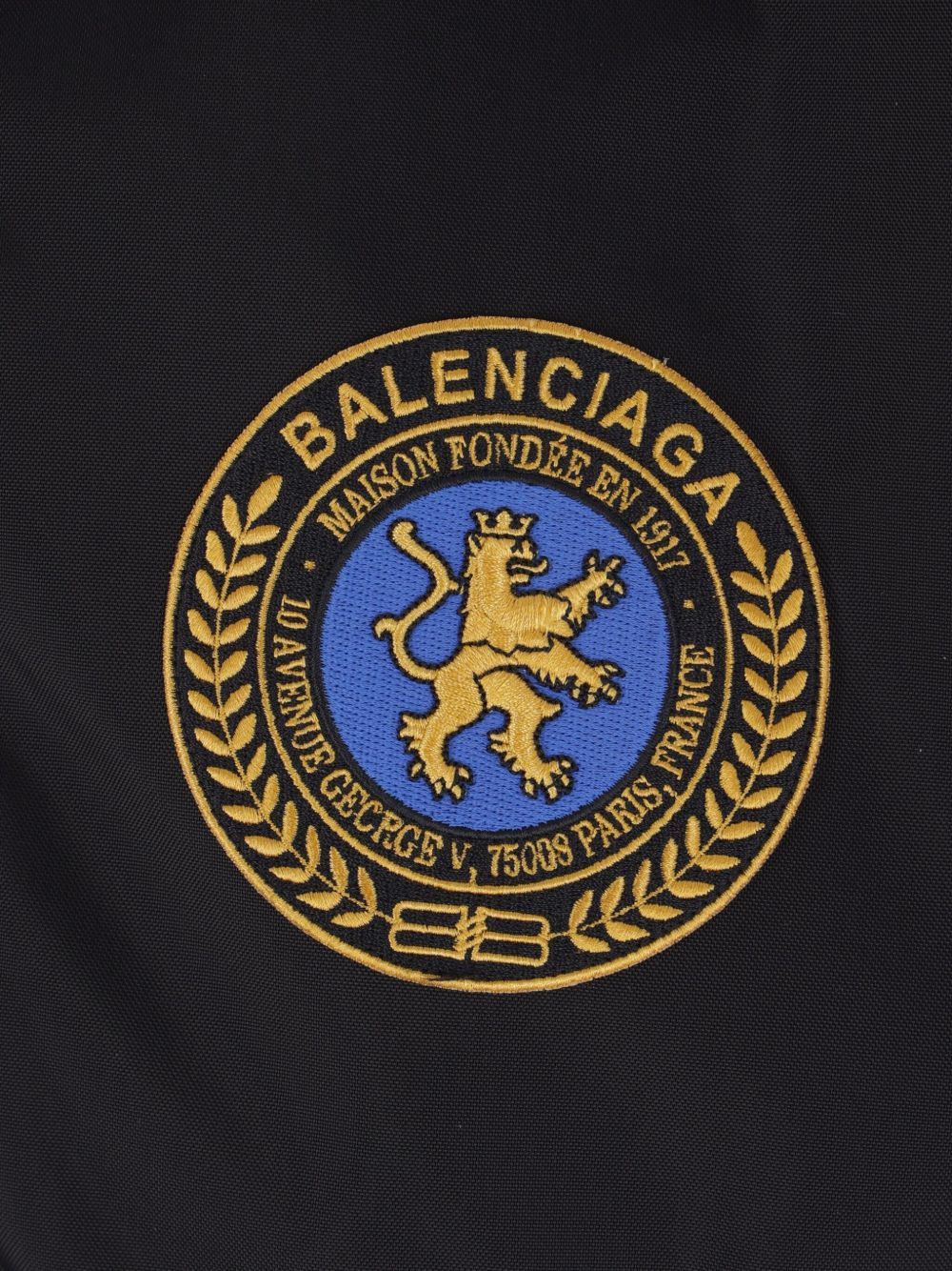 Xhaketë me zinxhir Balenciaga