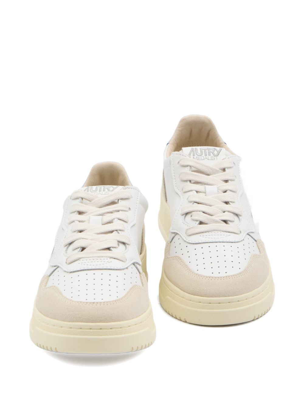 Autry Medalist Low Leather Sneakers