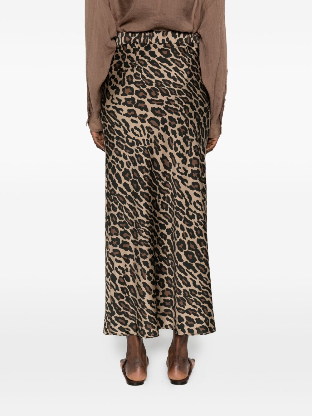 Bazar Deluxe Leopard print midi skirt