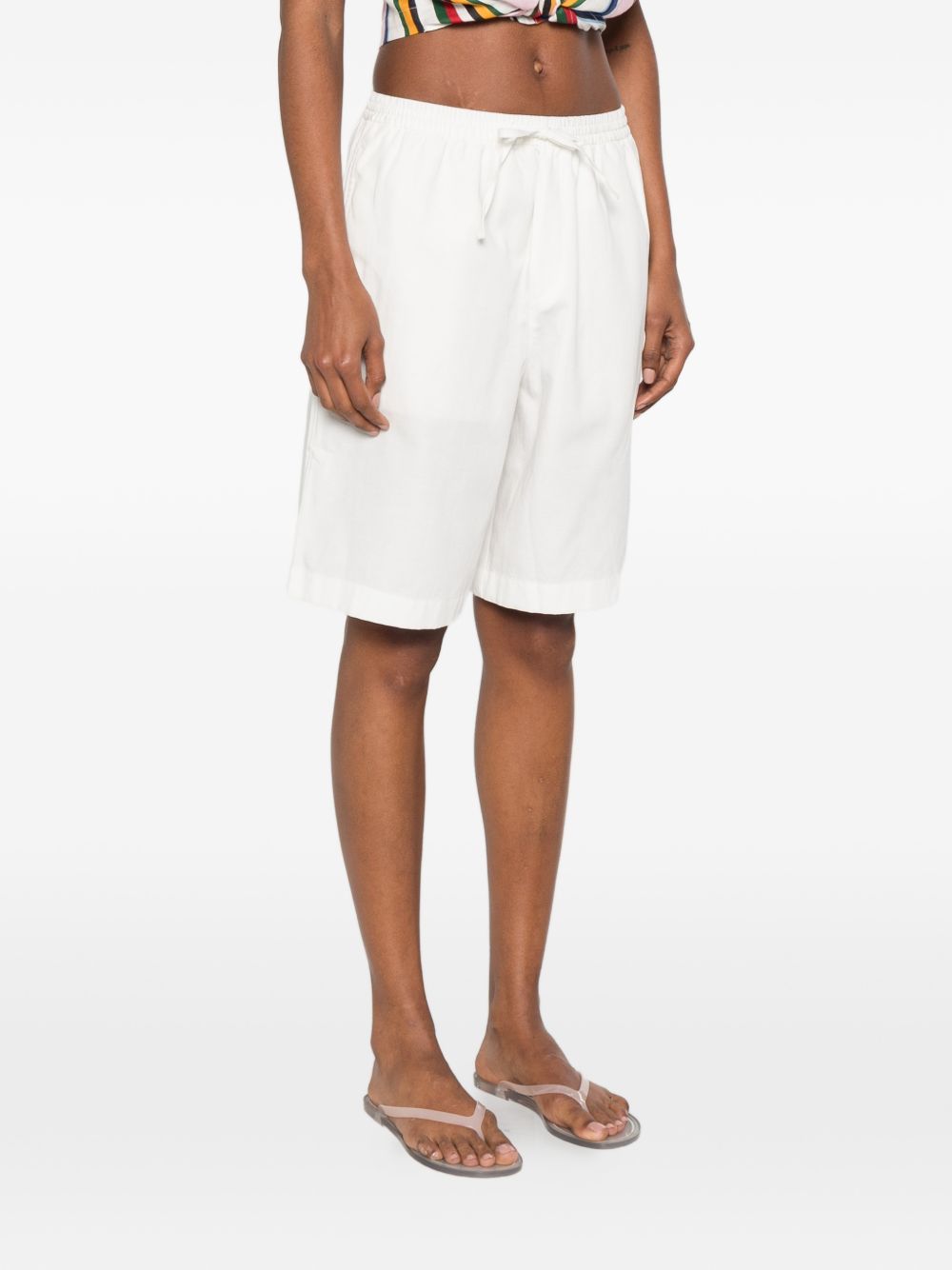 DUNST Shorts WHITE