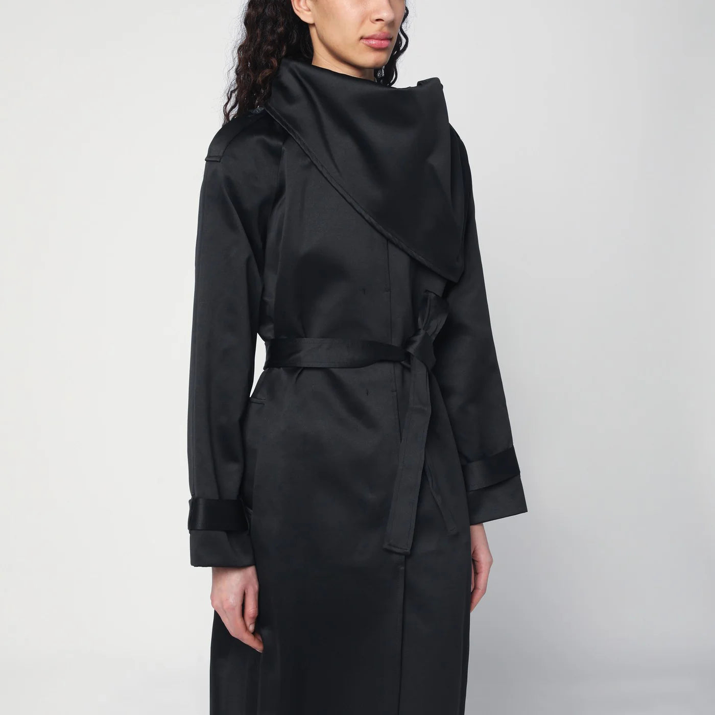 the garment Black cotton-blend Kelly trench coat