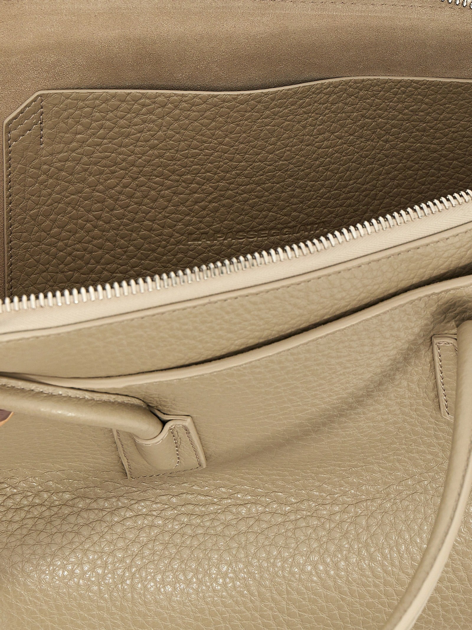 The Attico La Passeggiata Medium Shoulder Bag
