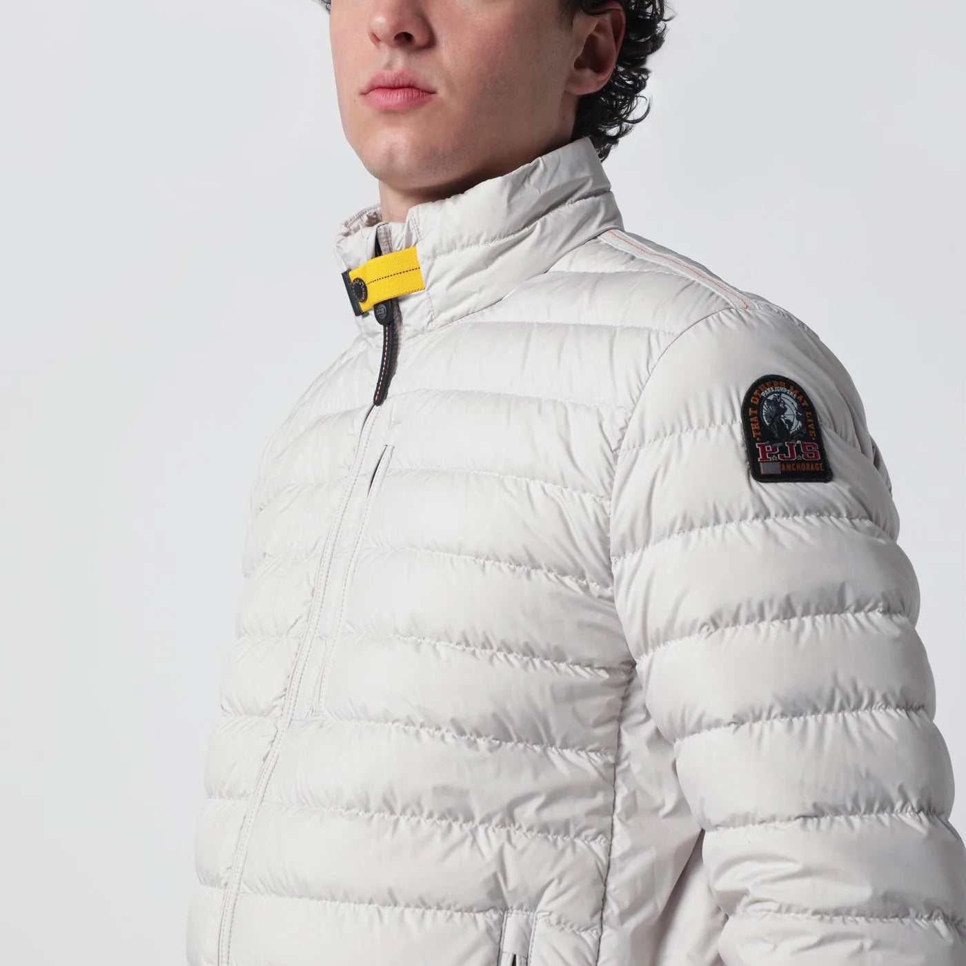 Parajumpers Pelican-colored Ugo short quilted down jacket