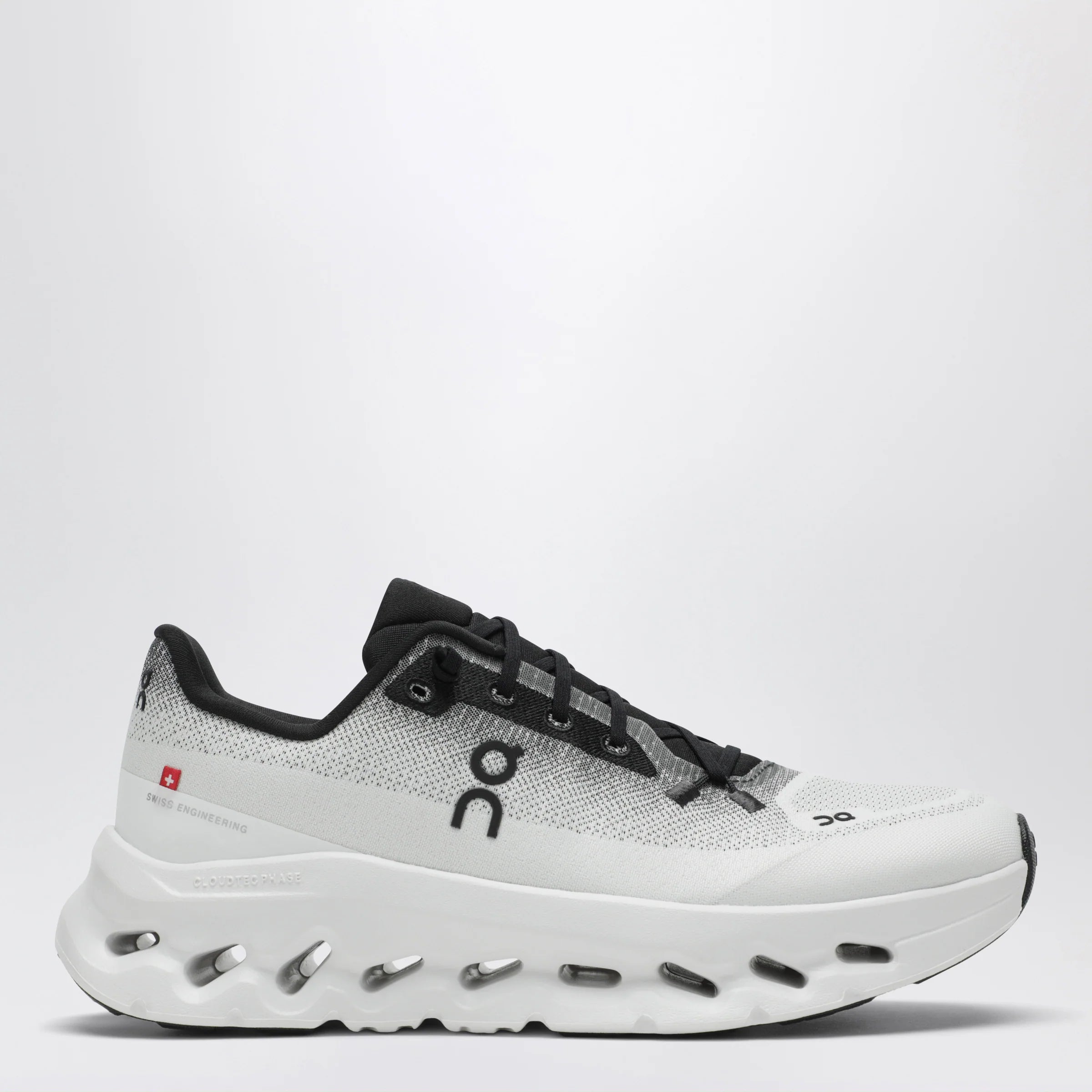 On Cloudtilt Black/Ivory sneakers