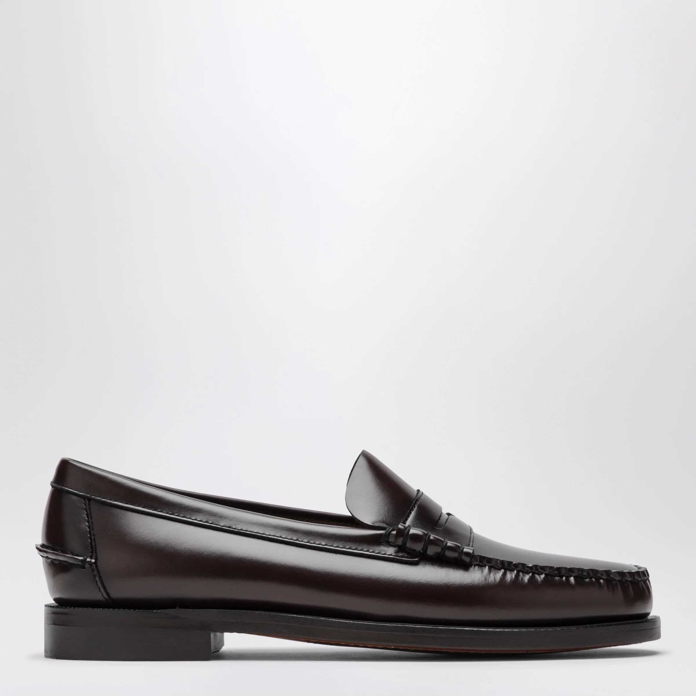 Sebago Classic Dan loafer in brown/burgundy