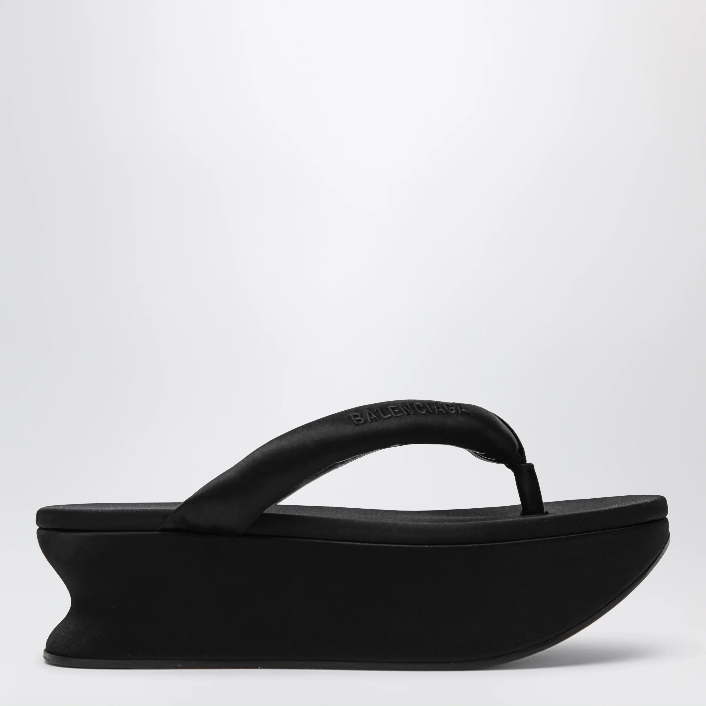 Balenciaga Gaeta thong sandals in satin, black