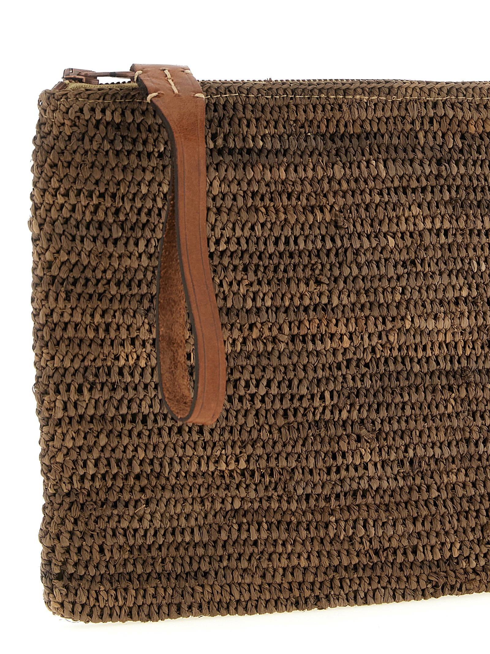 Ibeliv Ampy Clutch
