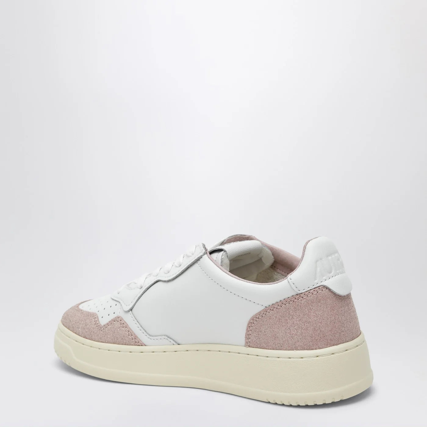 AUTRY Medalist Low Sneakers in white leather and pink suede