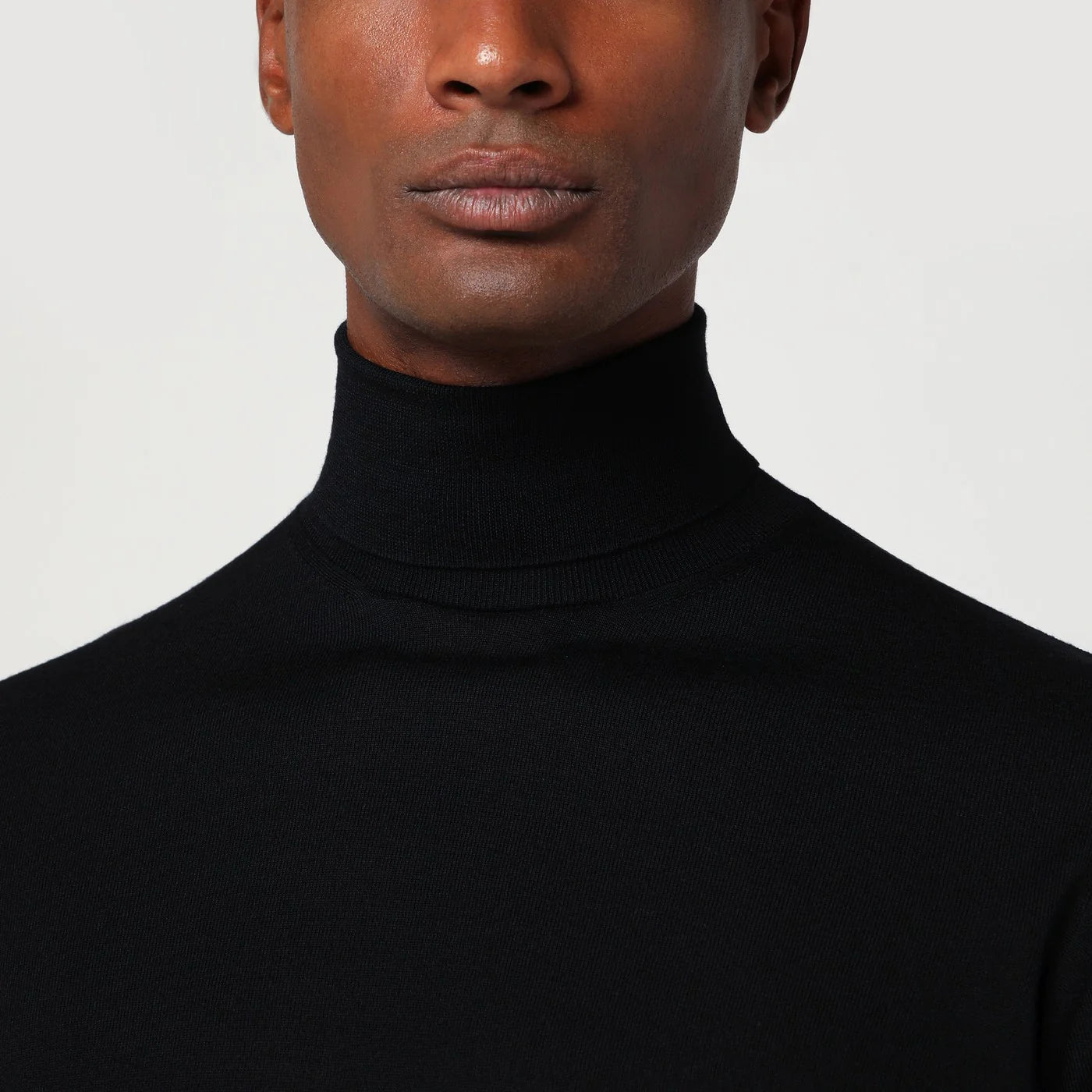 Drumohr Black wool turtleneck sweater