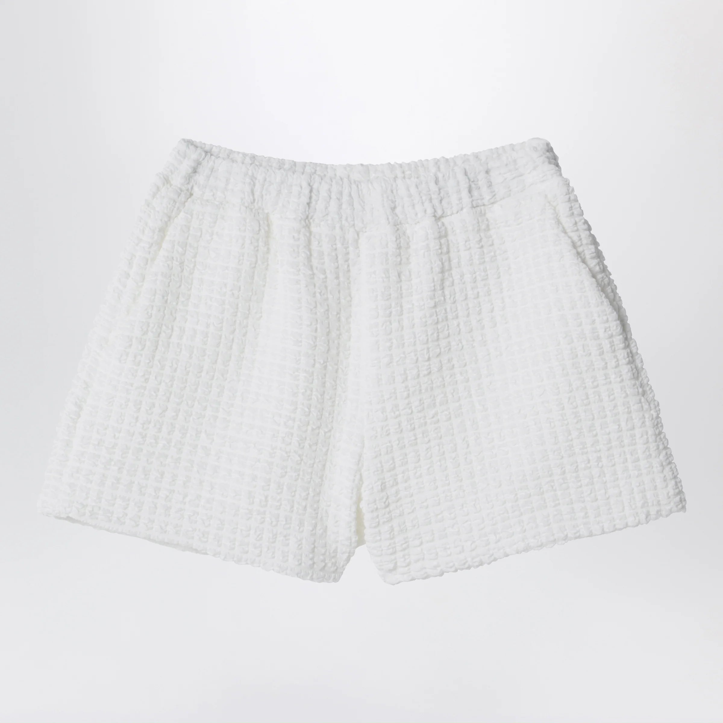 Douuod White shorts in textured fabric