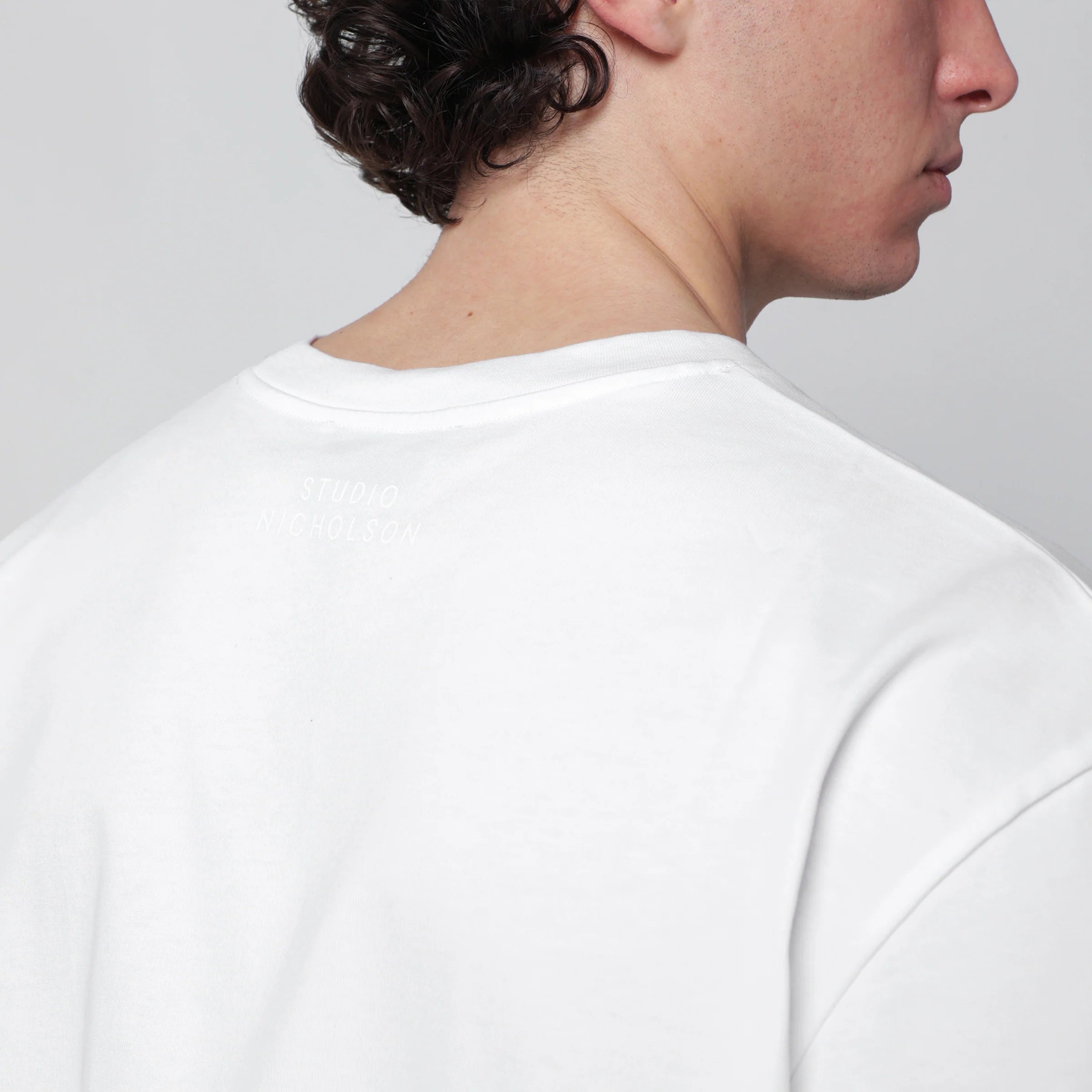 STUDIO NICHOLSON Lay white boxy-fit T-shirt