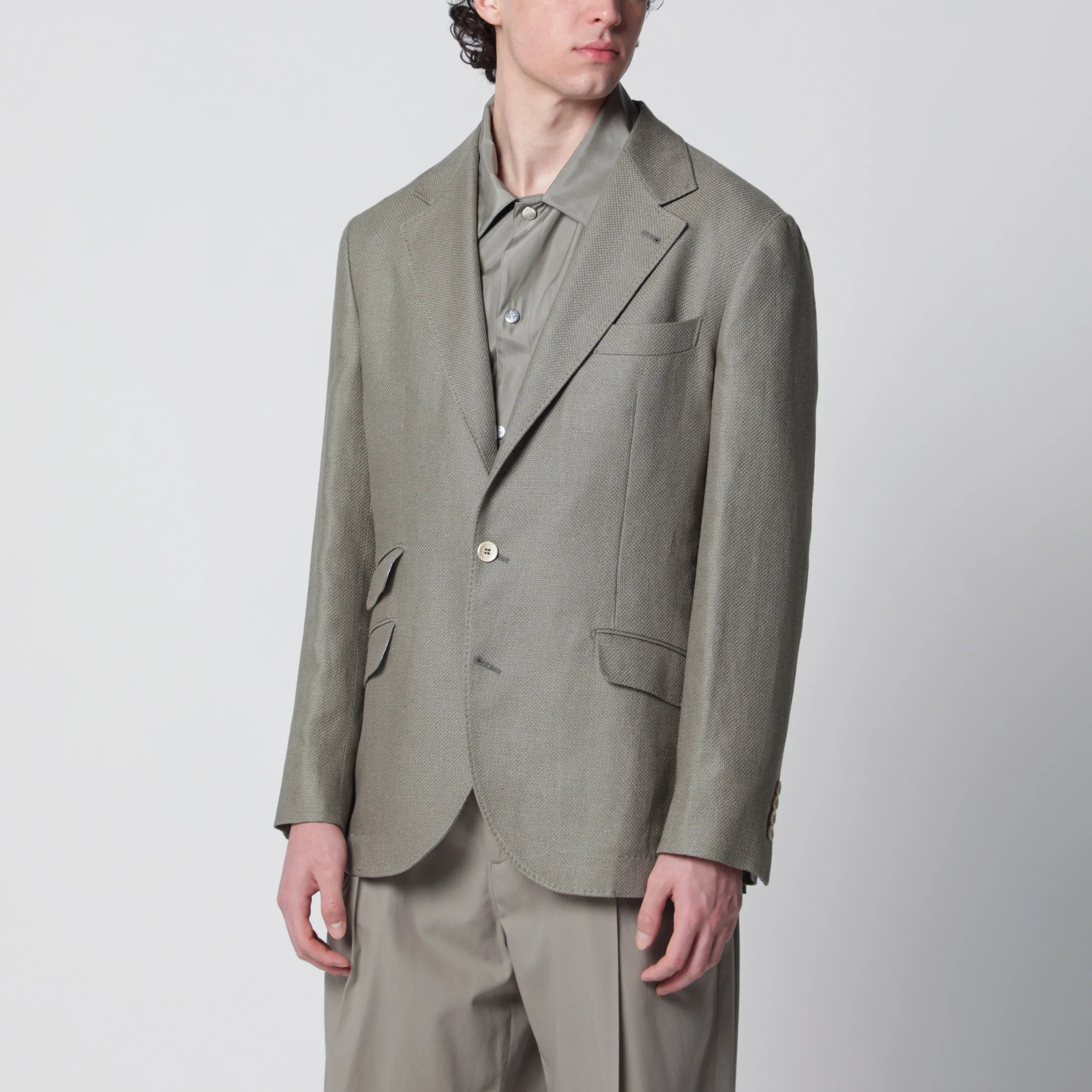 Brunello Cucinelli Deconstructed Cavallo jacket in khaki silk hopsack