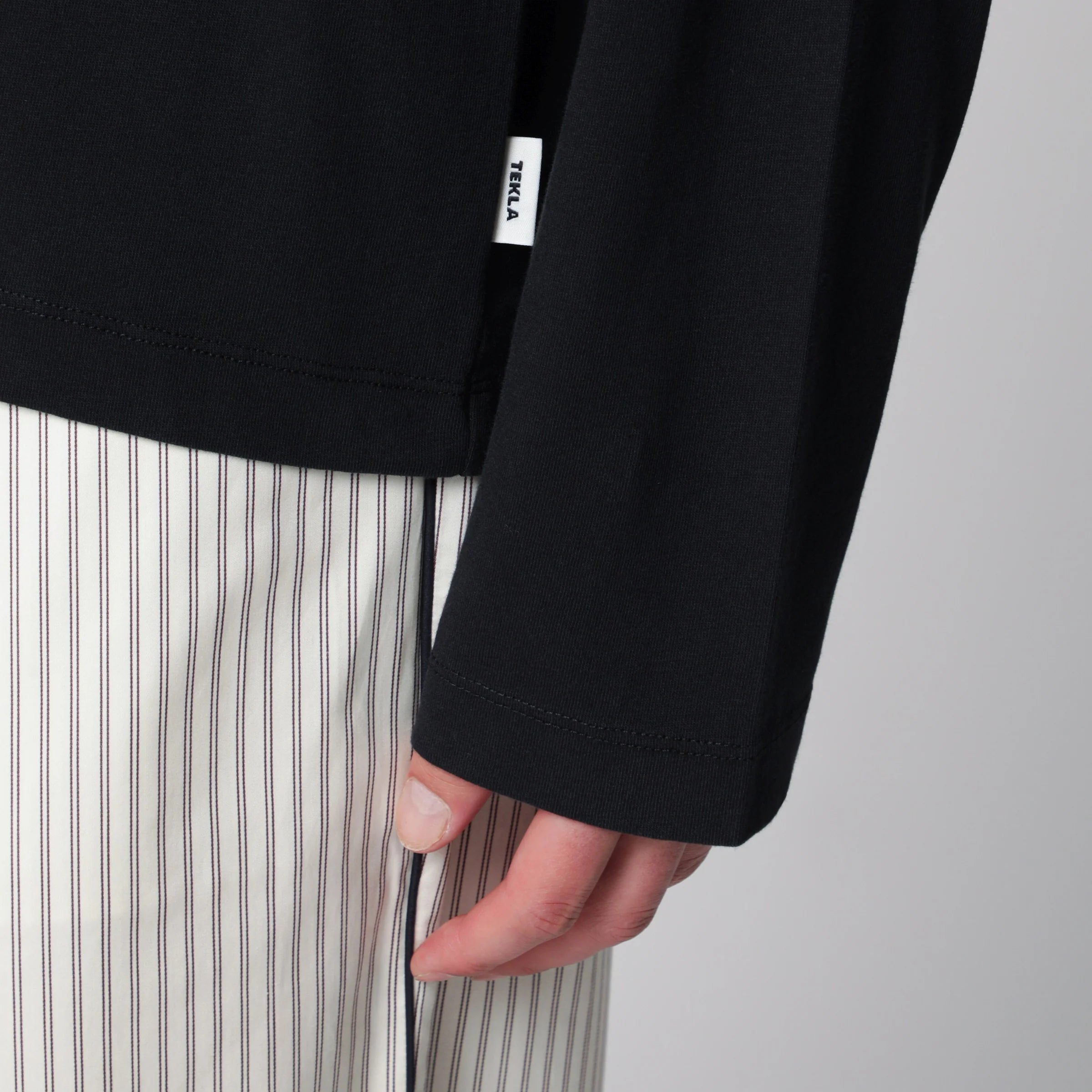 Tekla Black long-sleeve T-shirt