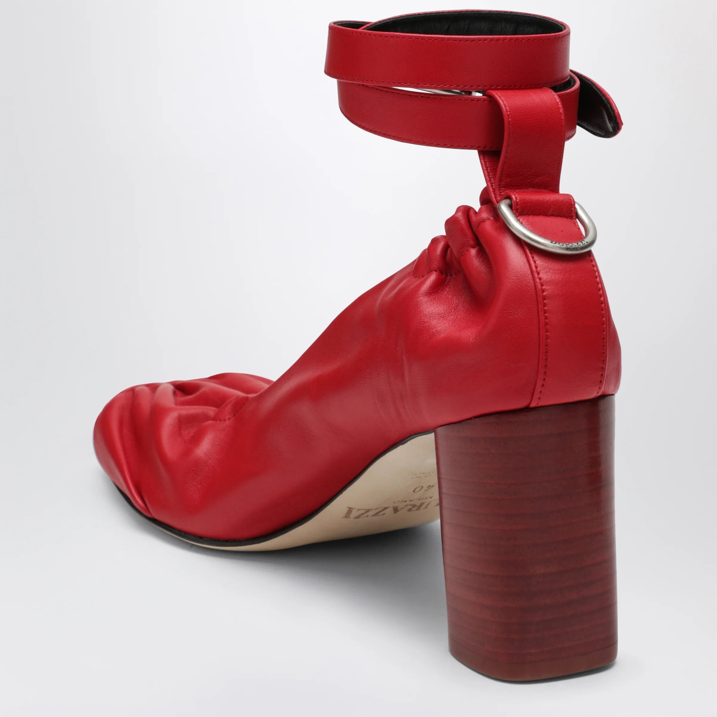 Durazzi Milano Red décolleté with D-Ring logo