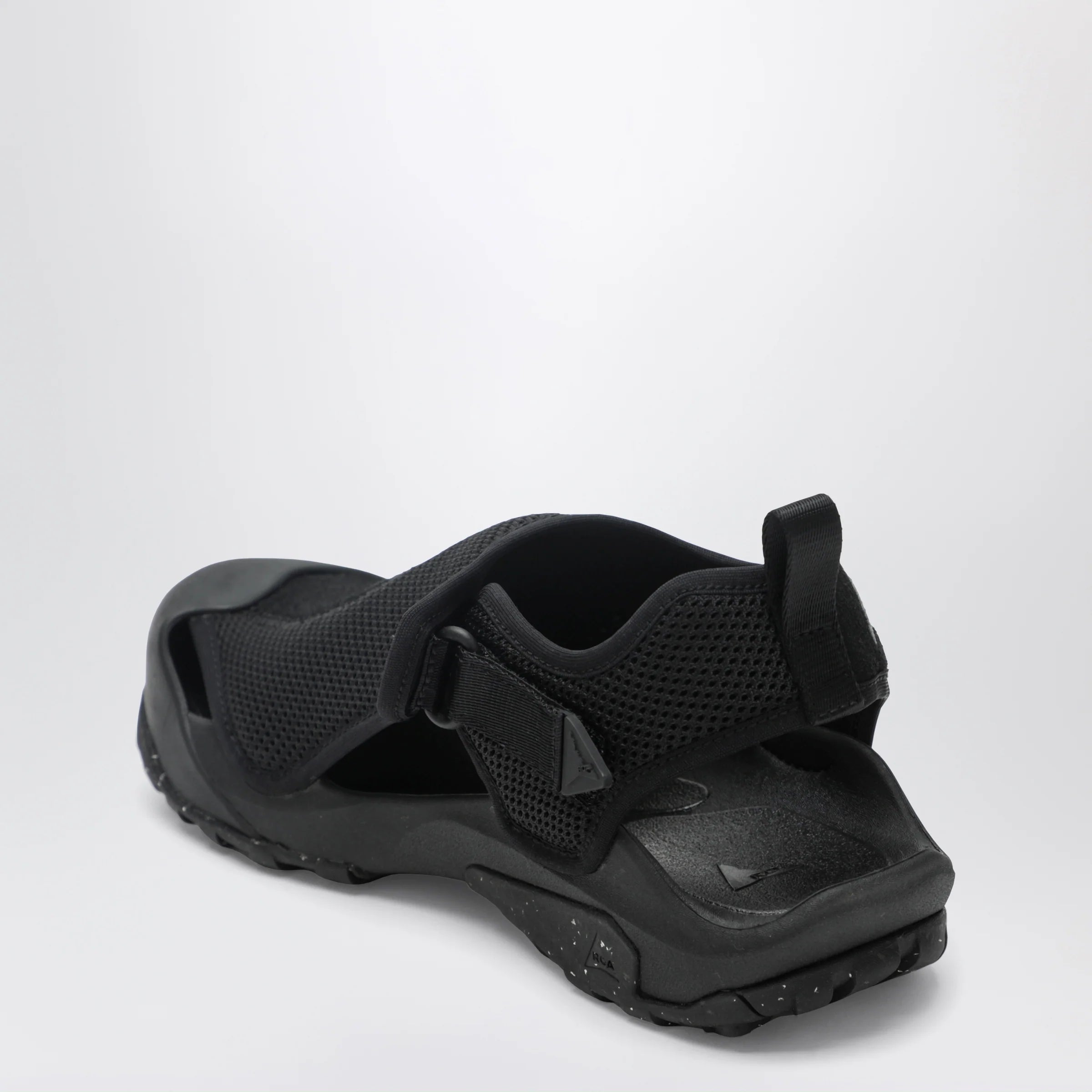 ROA Arpy black sandals in mesh and microfiber