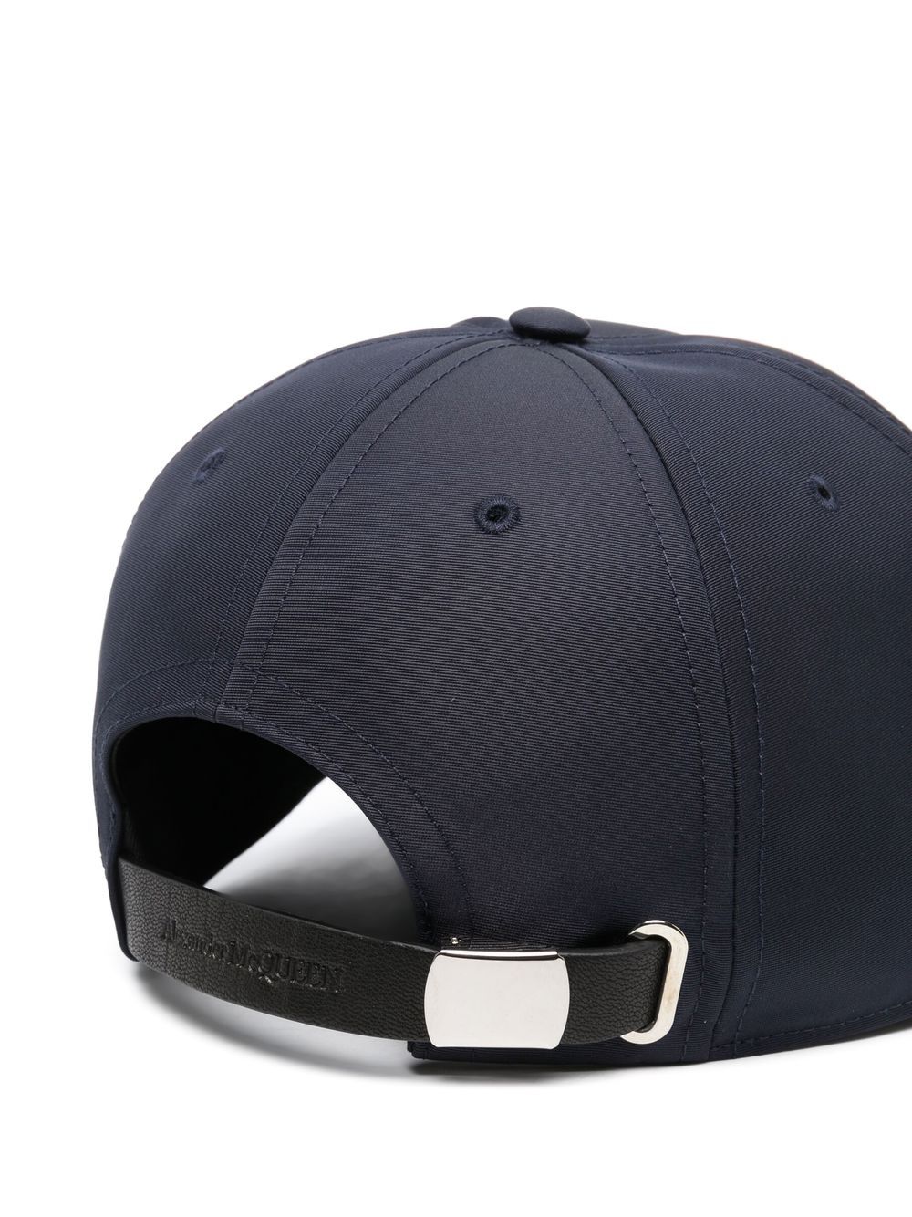 Kapele bejsbolli me logo Alexander McQueen