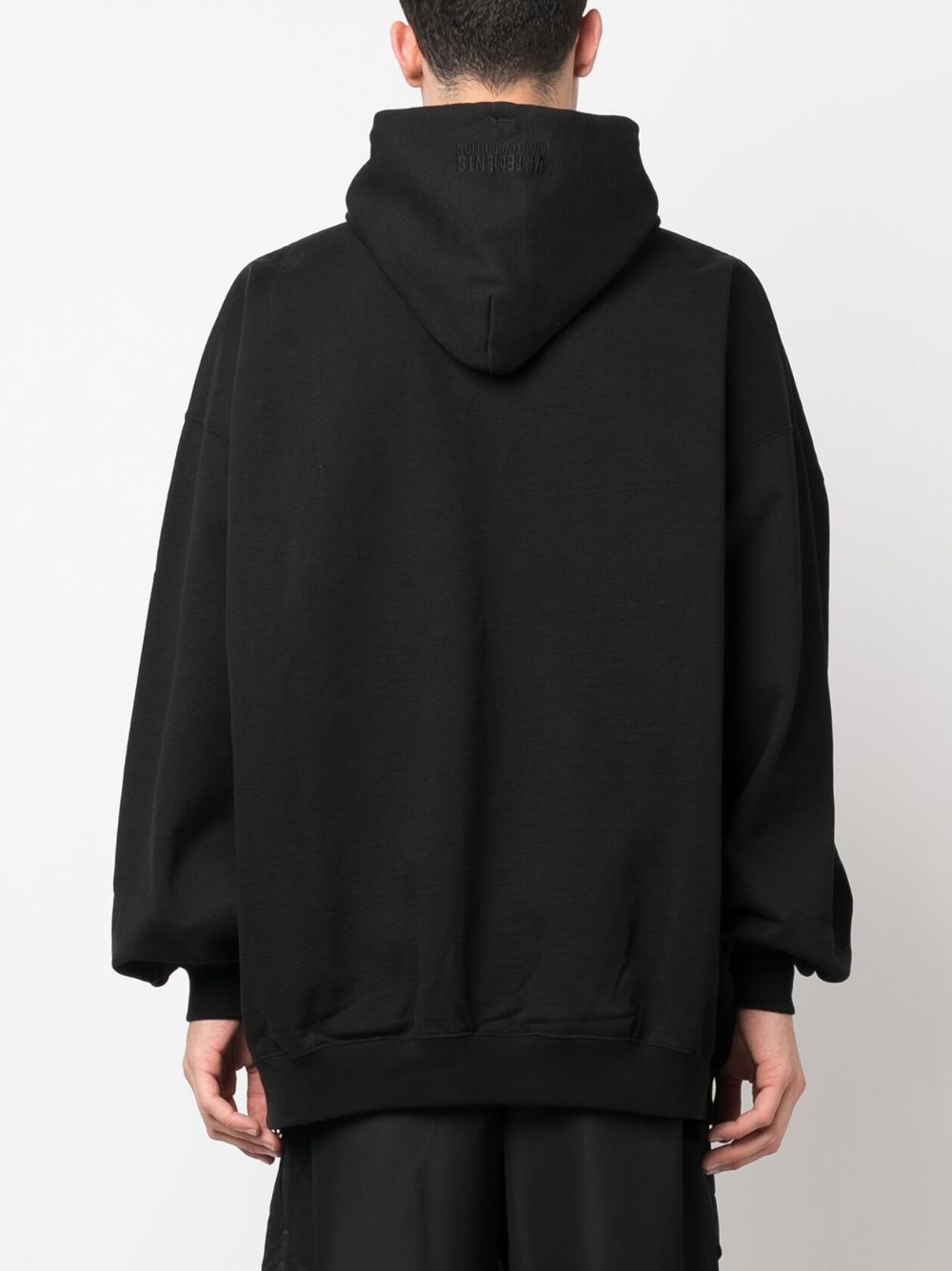 Triko Vetements e Zezë