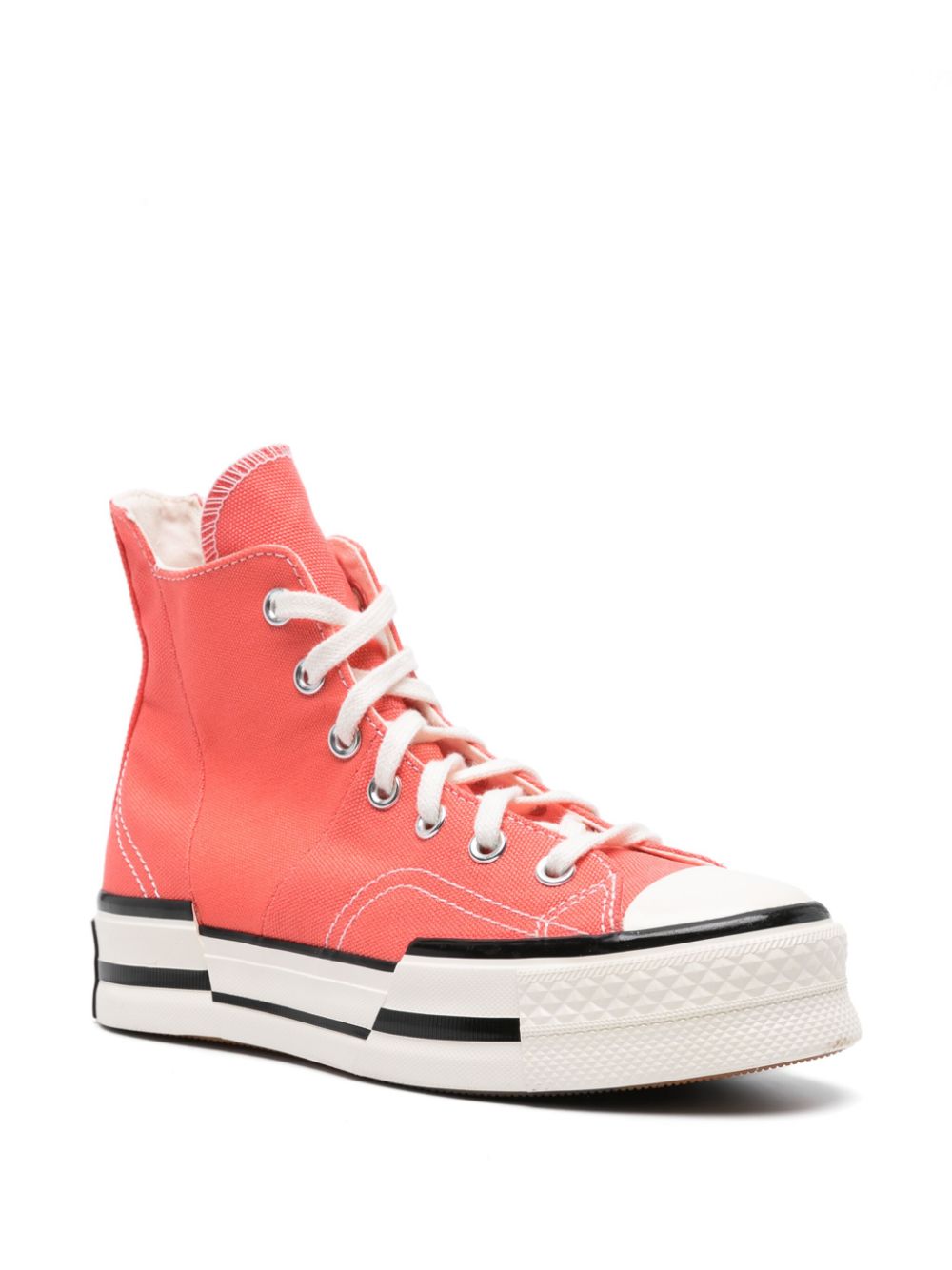 Atlete Converse të Kuqe