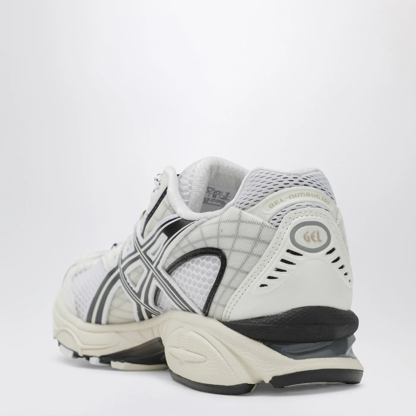 ASICS Gel-Nimbus 10.1 Sneakers in White/Ivory