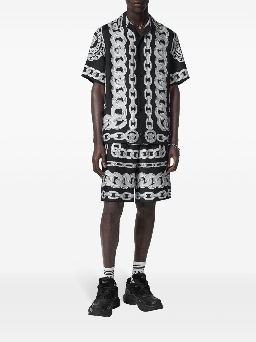 Pantallona të shkurtra prej mëndafshi Versace Medusa Chains