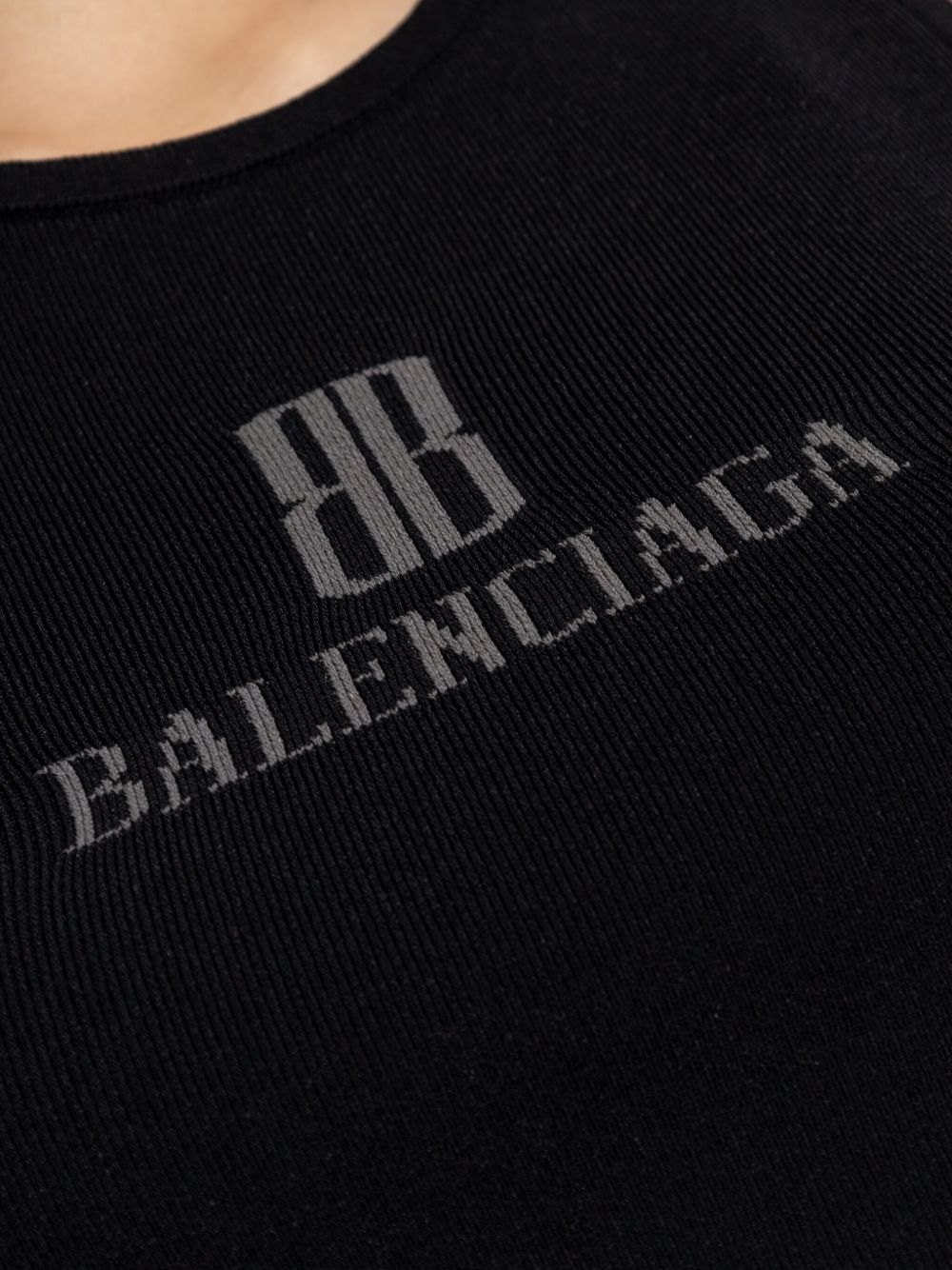 Top me rripa Balenciaga Nano BB