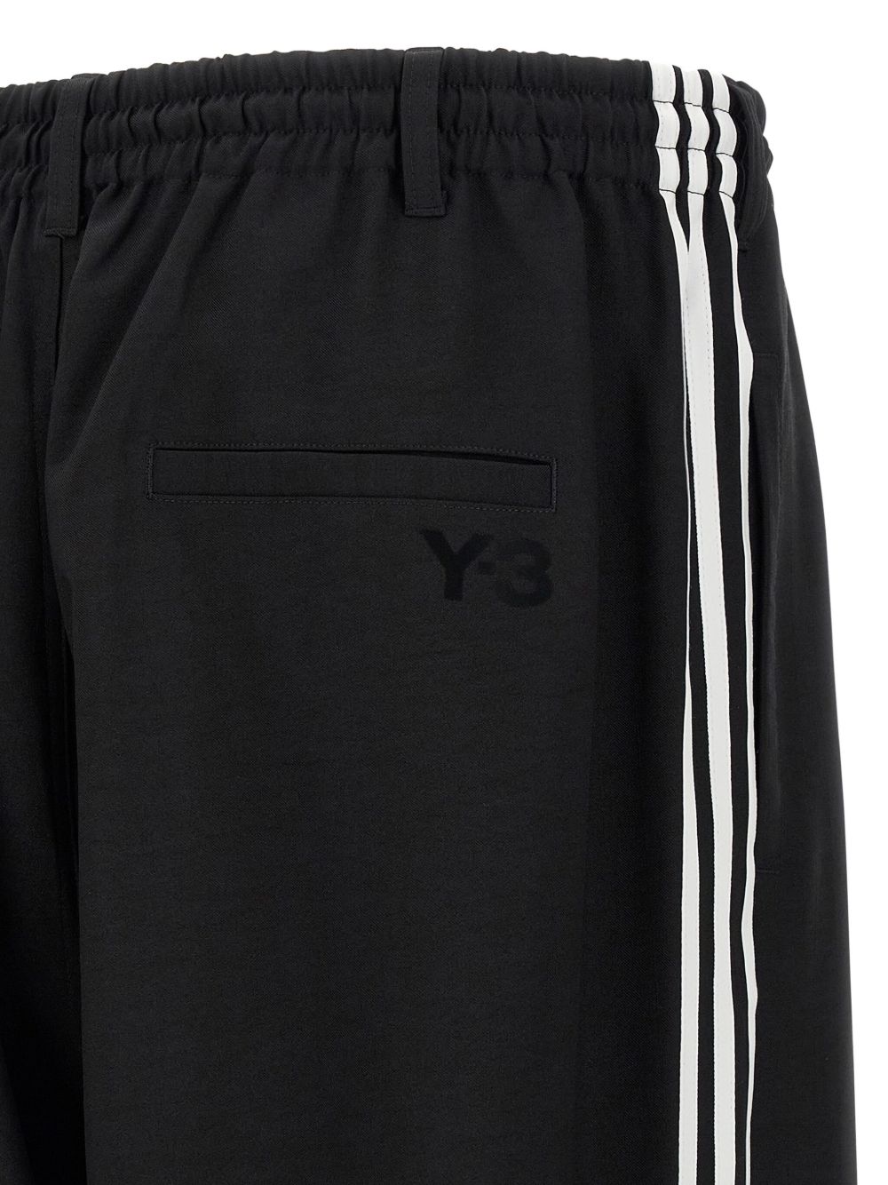 Pantallona Y-3 të Zeza