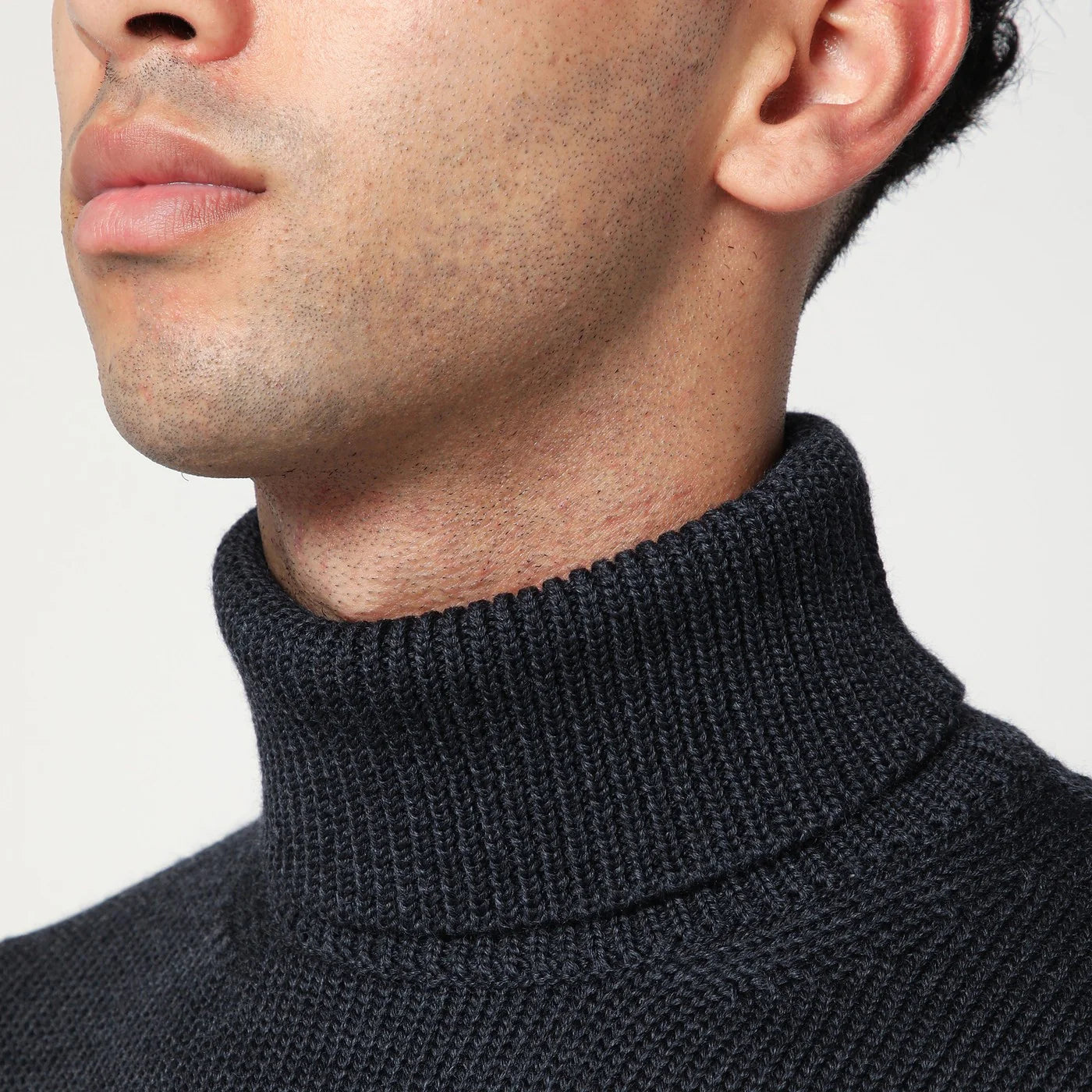 Roberto Collina Anthracite grey wool turtleneck sweater