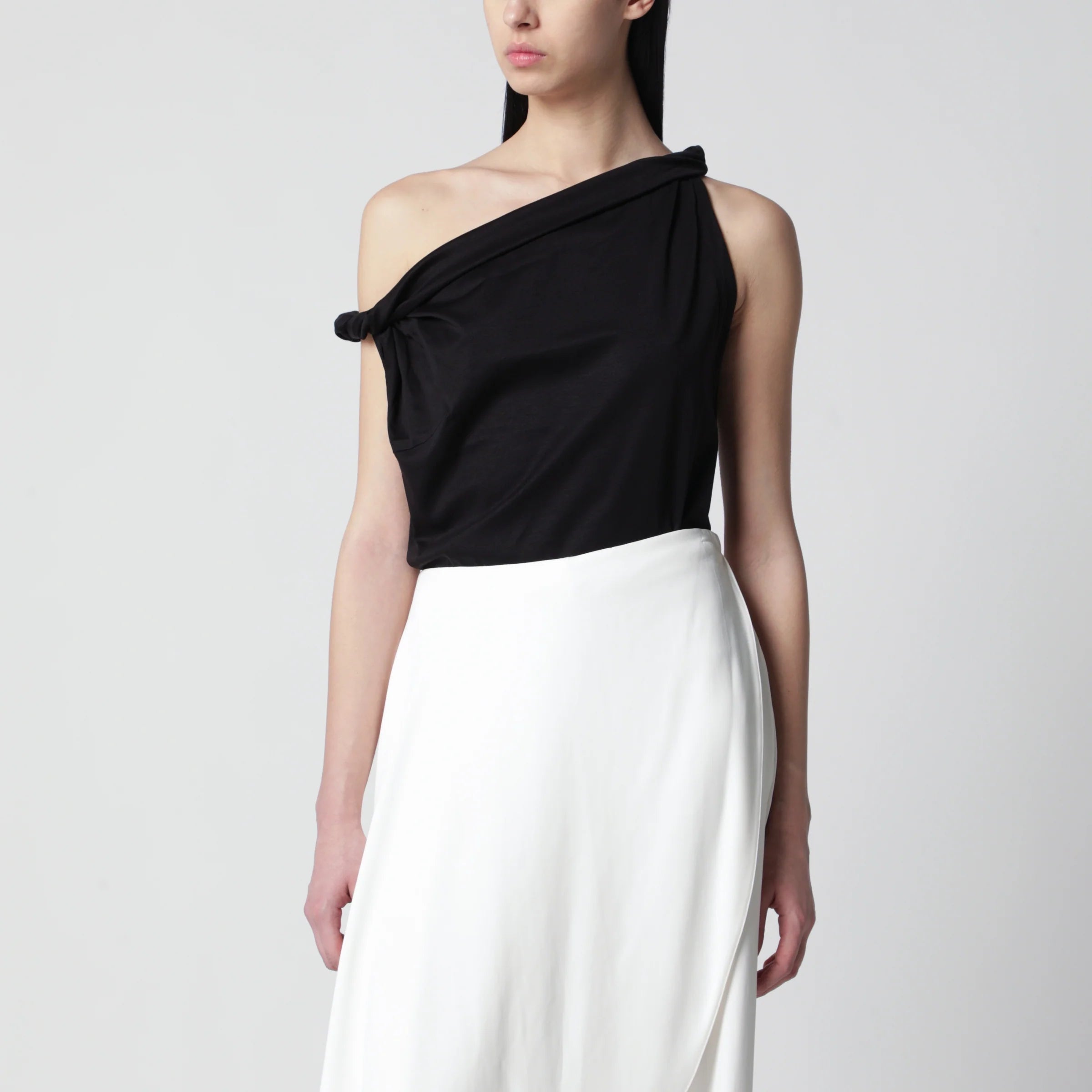 Róhe Black asymmetrical top in cotton and silk blend