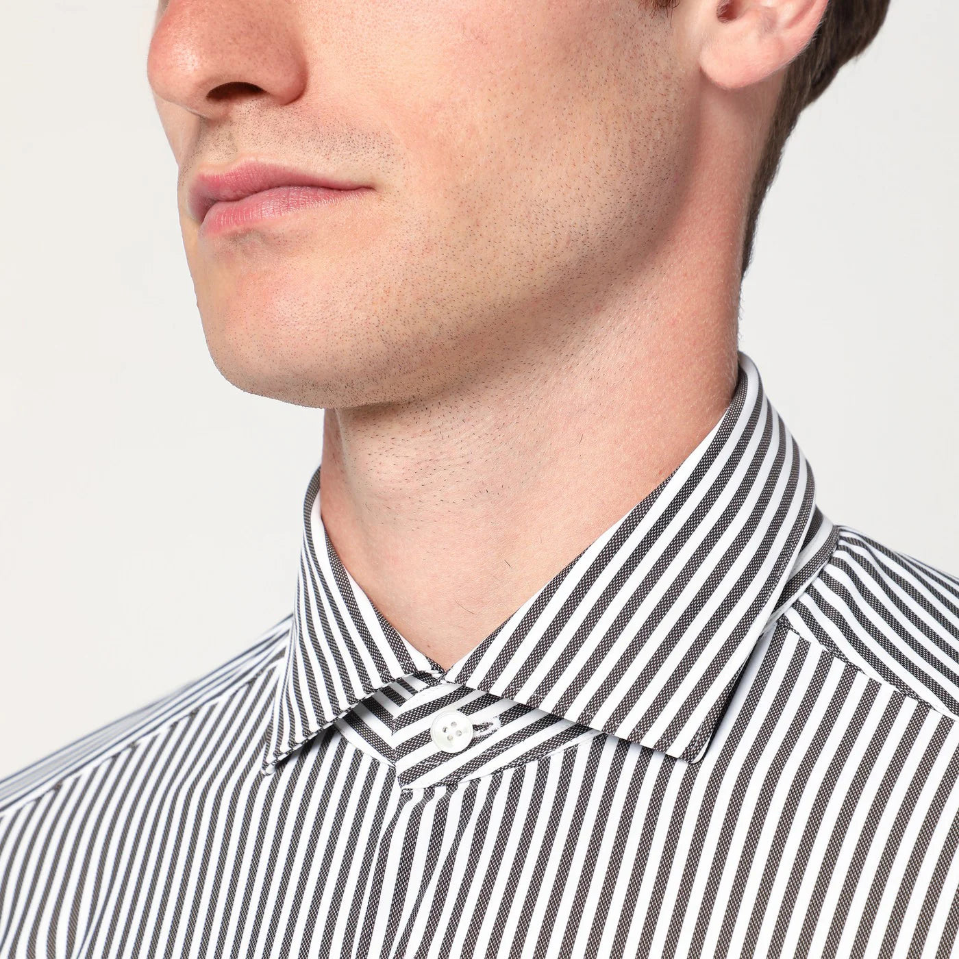 XACUS White striped Active twill shirt Tailor Fit