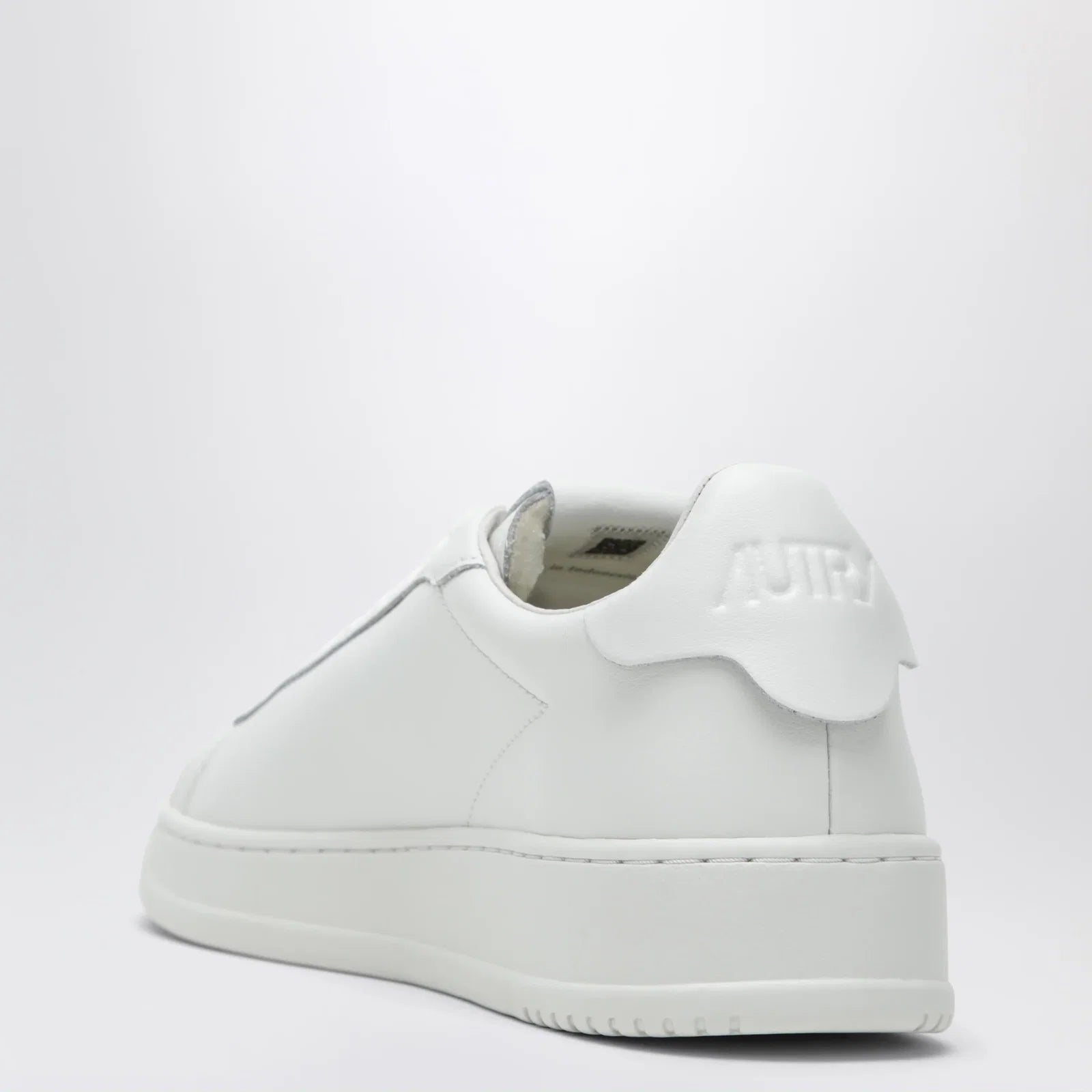 AUTRY Dallas Low leather sneakers in white