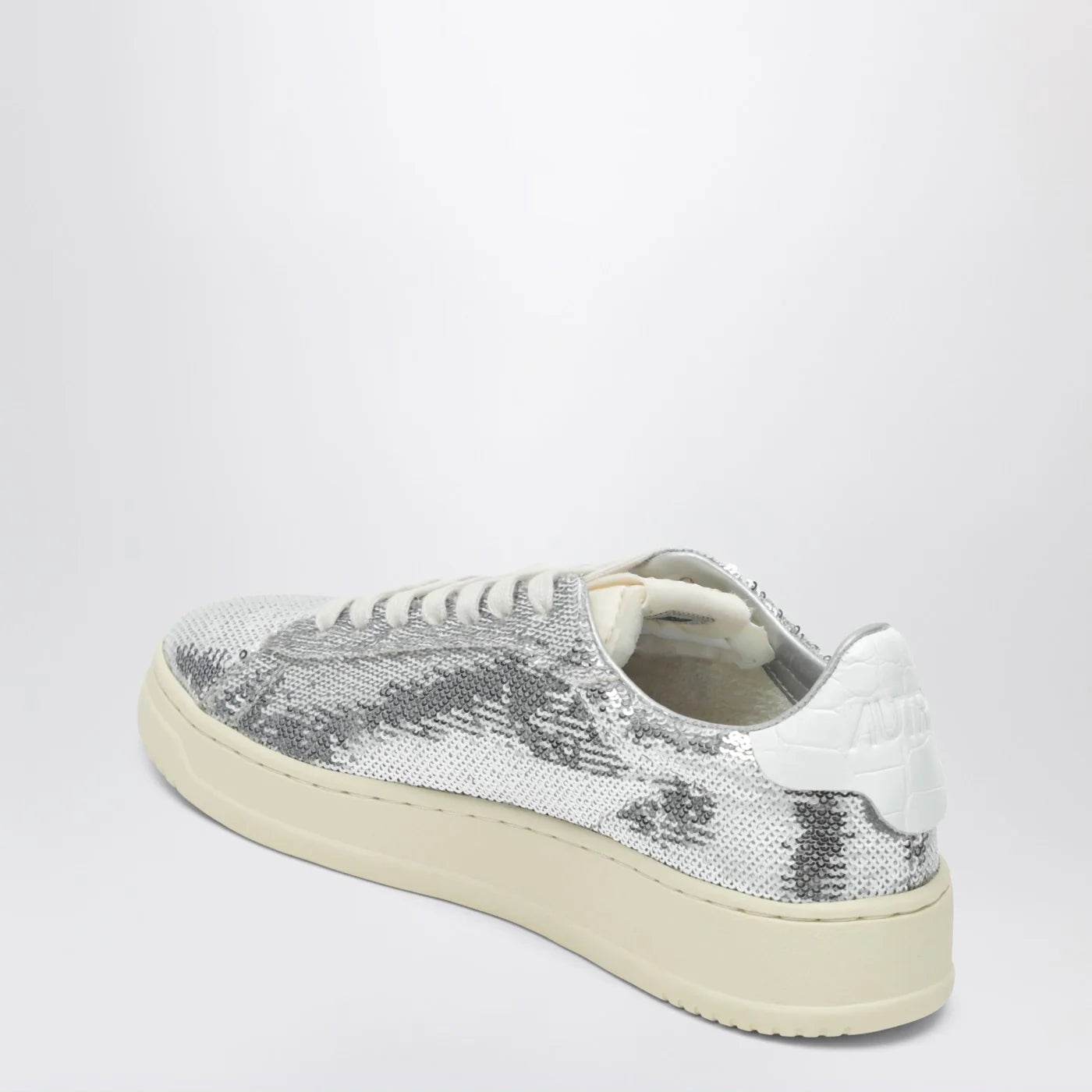 AUTRY Dallas Sparkling Sneakers in grey/white sequins