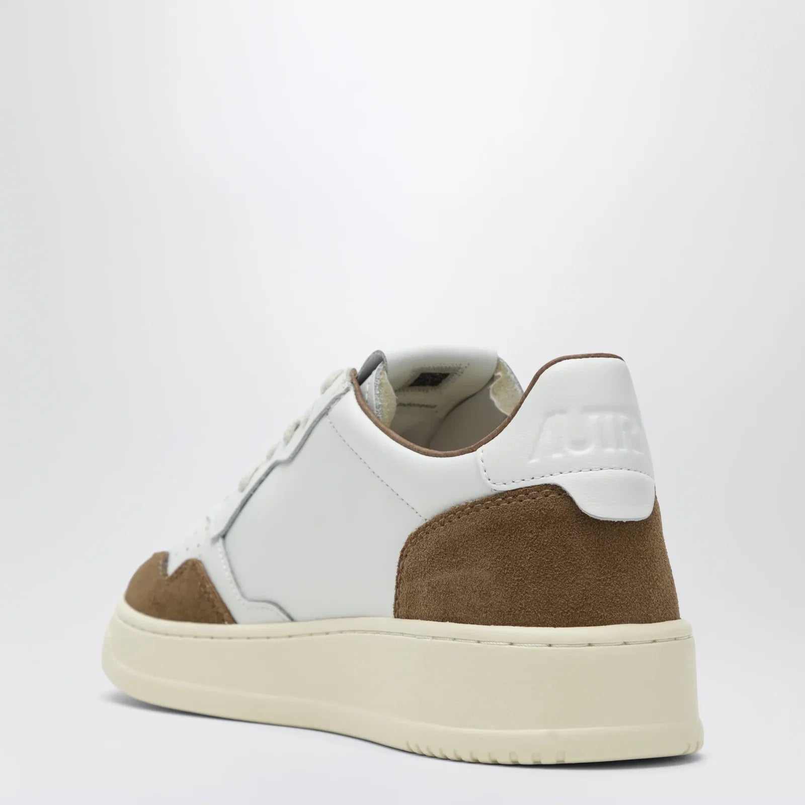 AUTRY Medalist Low sneakers in white leather and suede