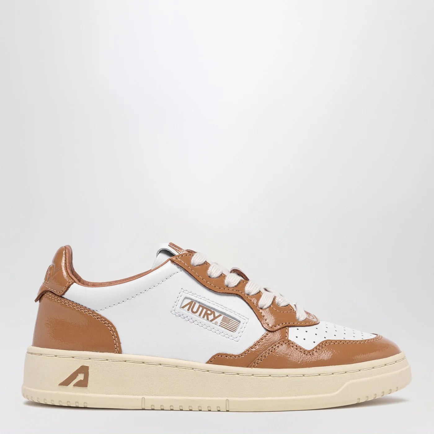 AUTRY White/brown Medalist sneakers