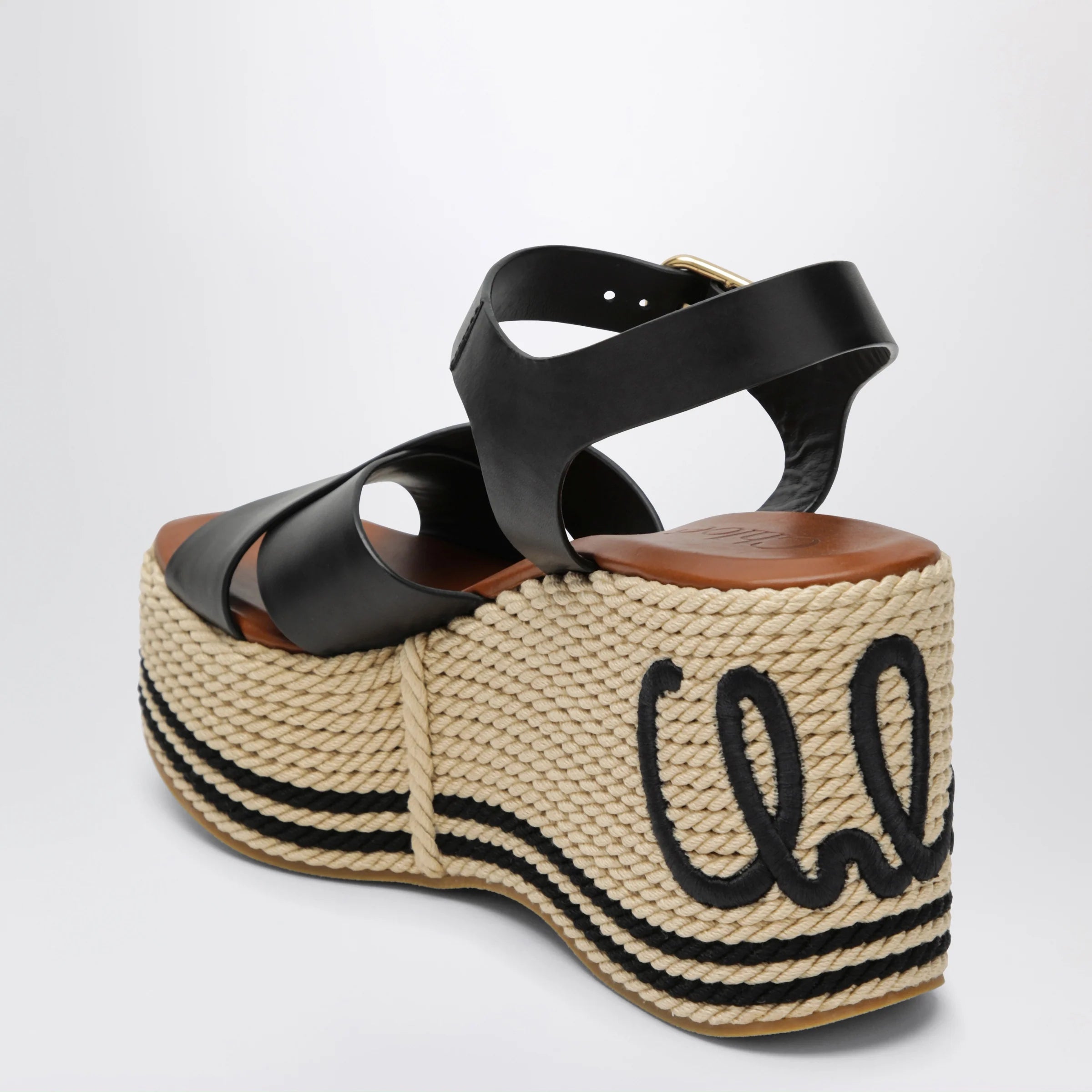 Chloé Sand wedge sandals in calfskin leather in black