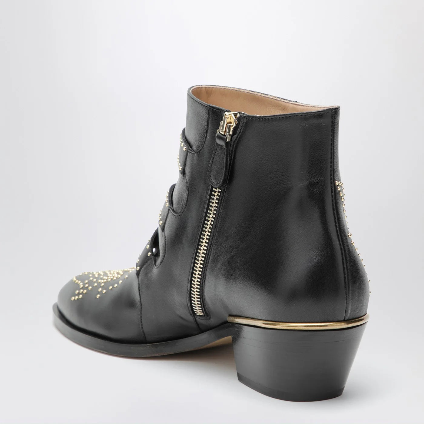 Chloé Susanna ankle boots in black with studs