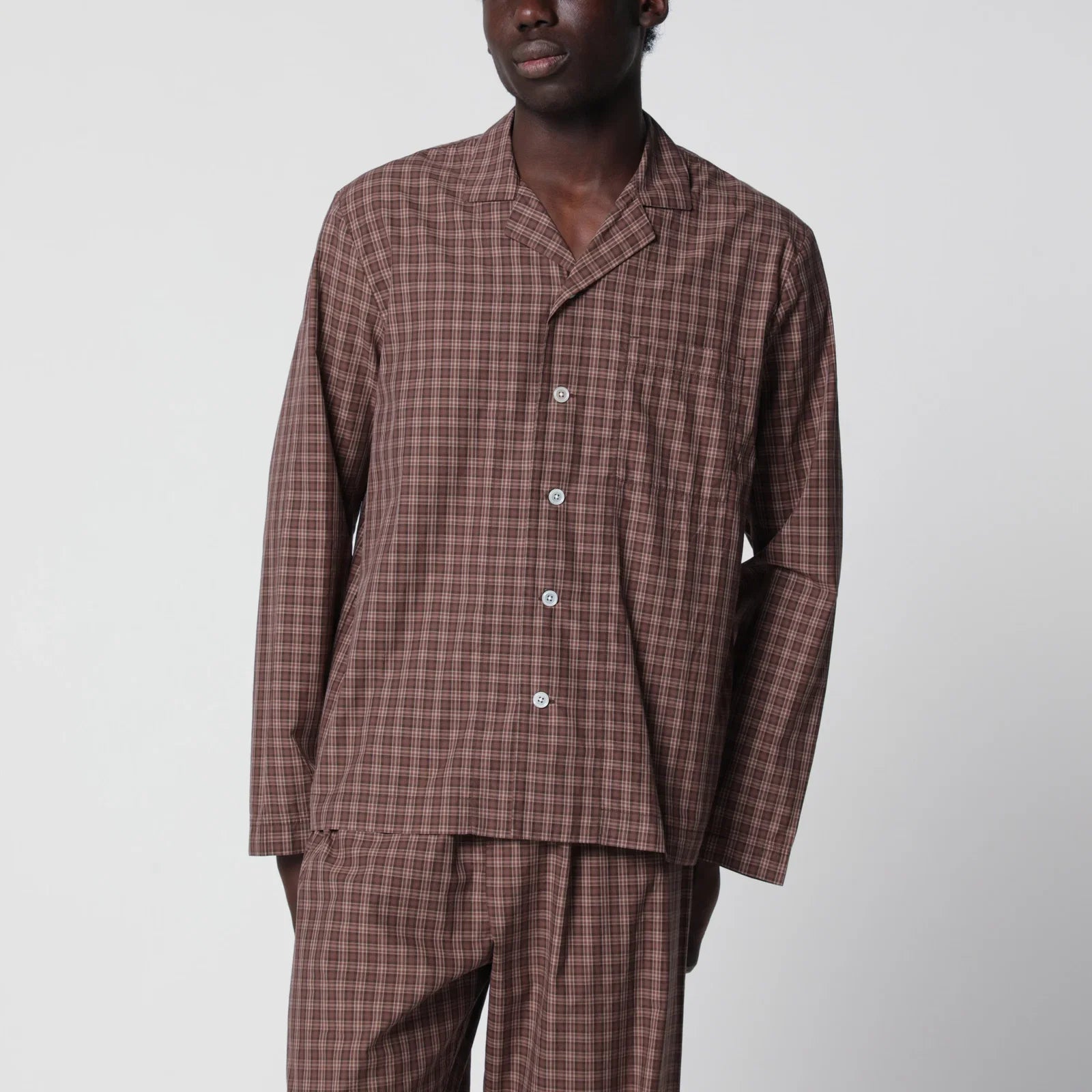 Tekla Serra-colored cotton pajama shirt with check pattern