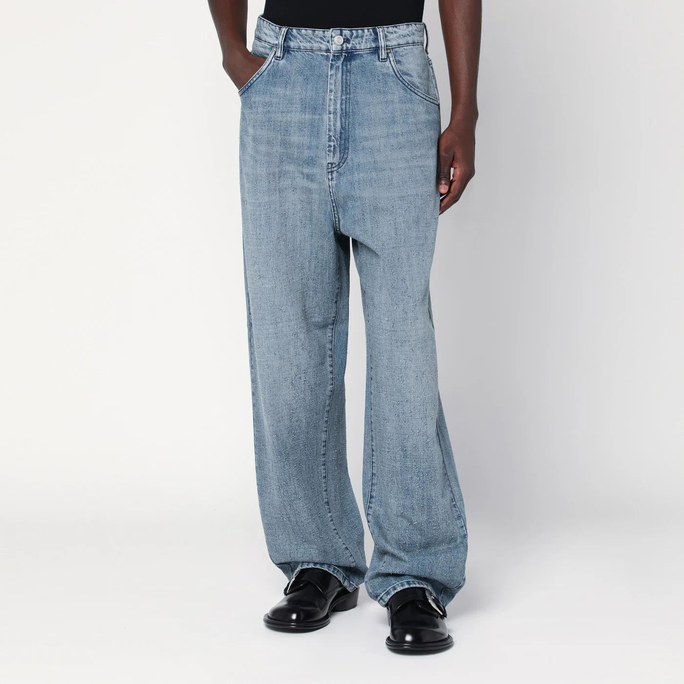 NAMACHEKO Wide jeans in light-washed denim