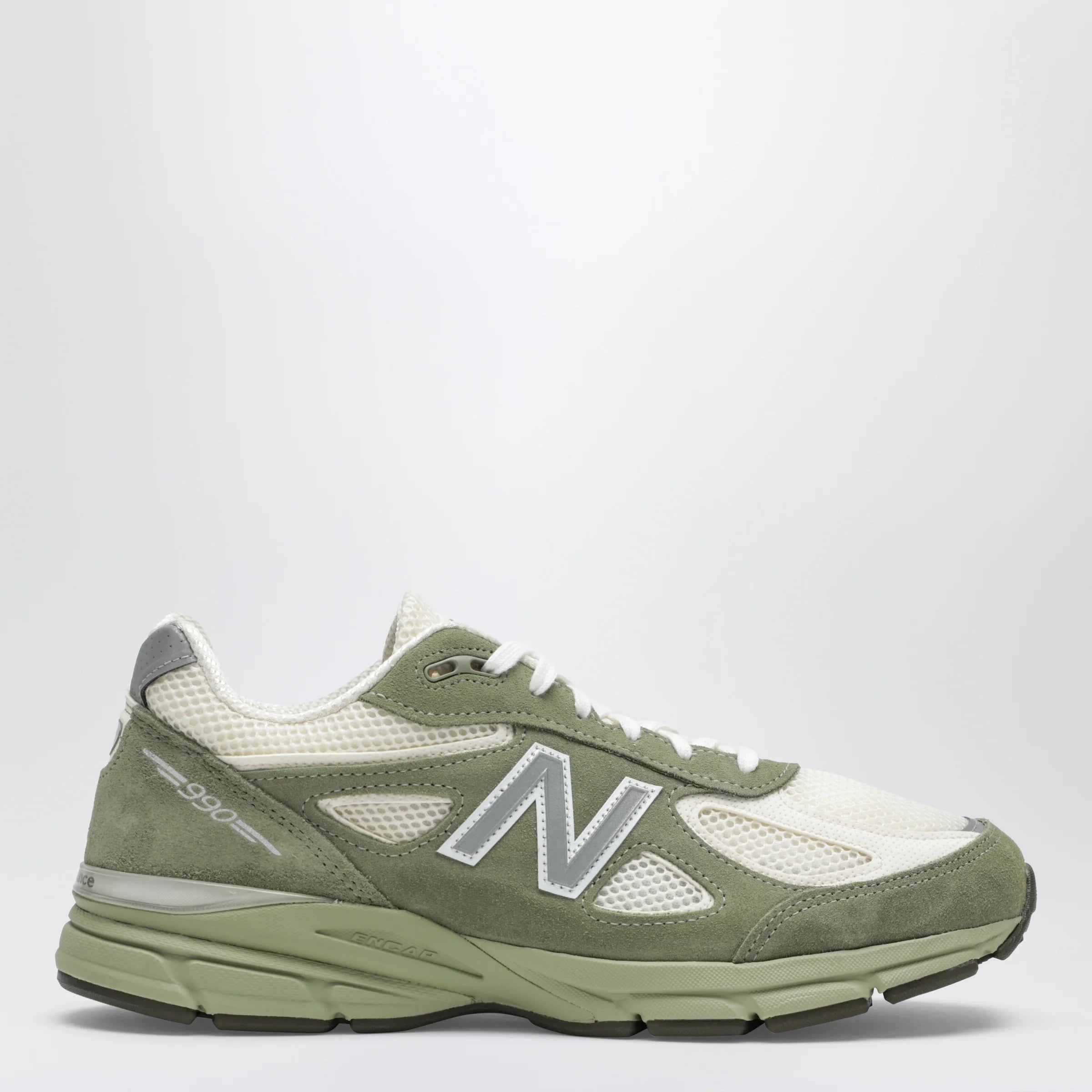 New Balance Sneakers 990V4 Made in USA Khaki