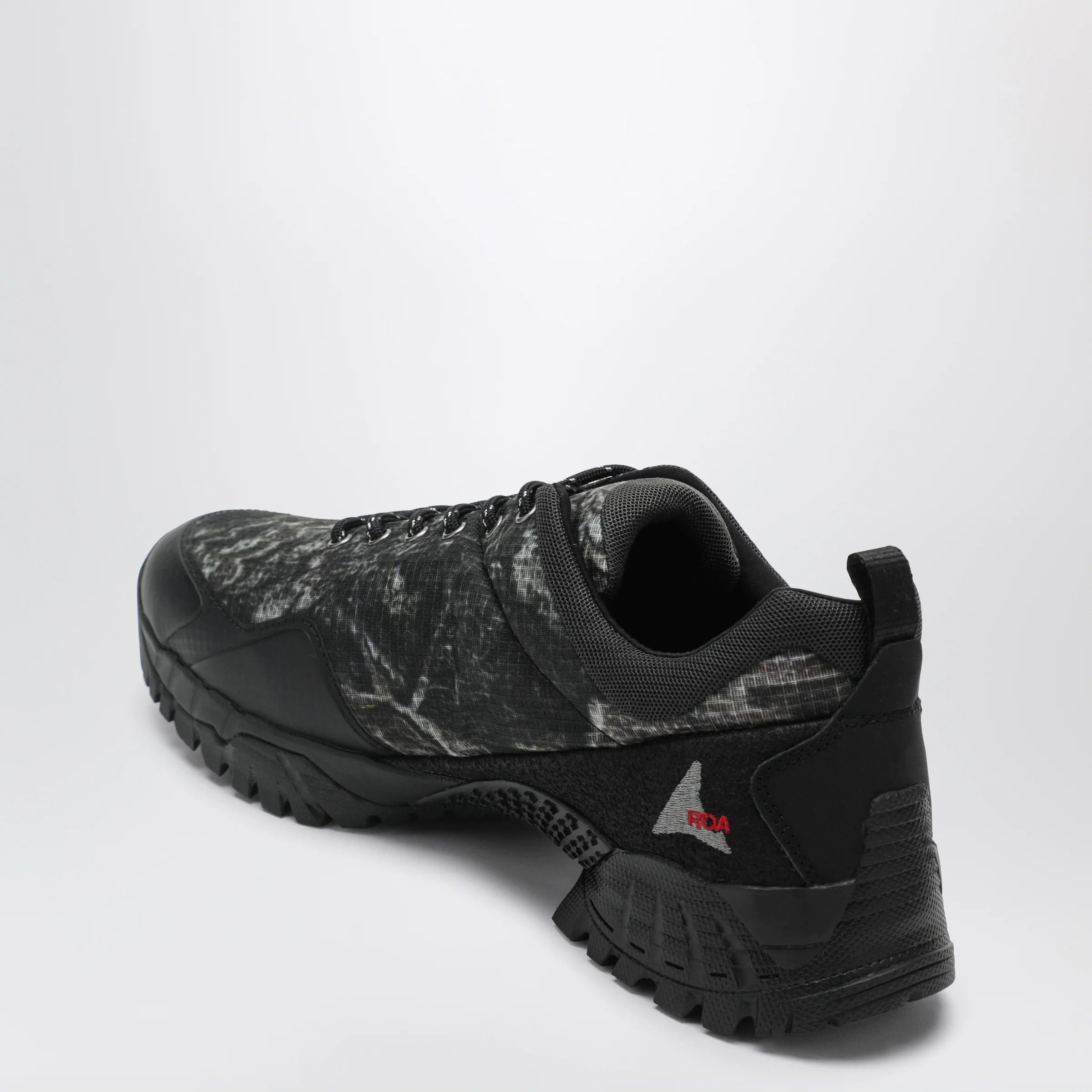 Roa Neal Camo sneakers